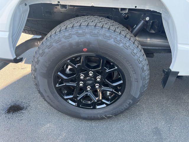 2026 Ford F-150 XLT - Photo 11