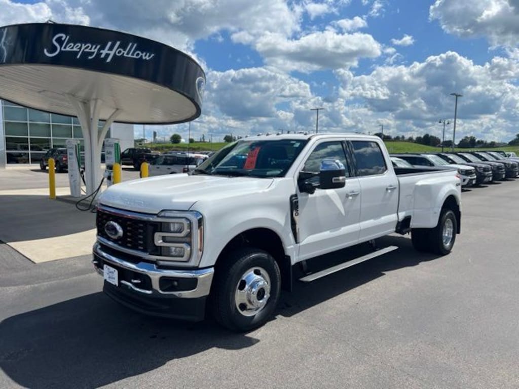 Used 2024 Ford F-350 Lariat Truck