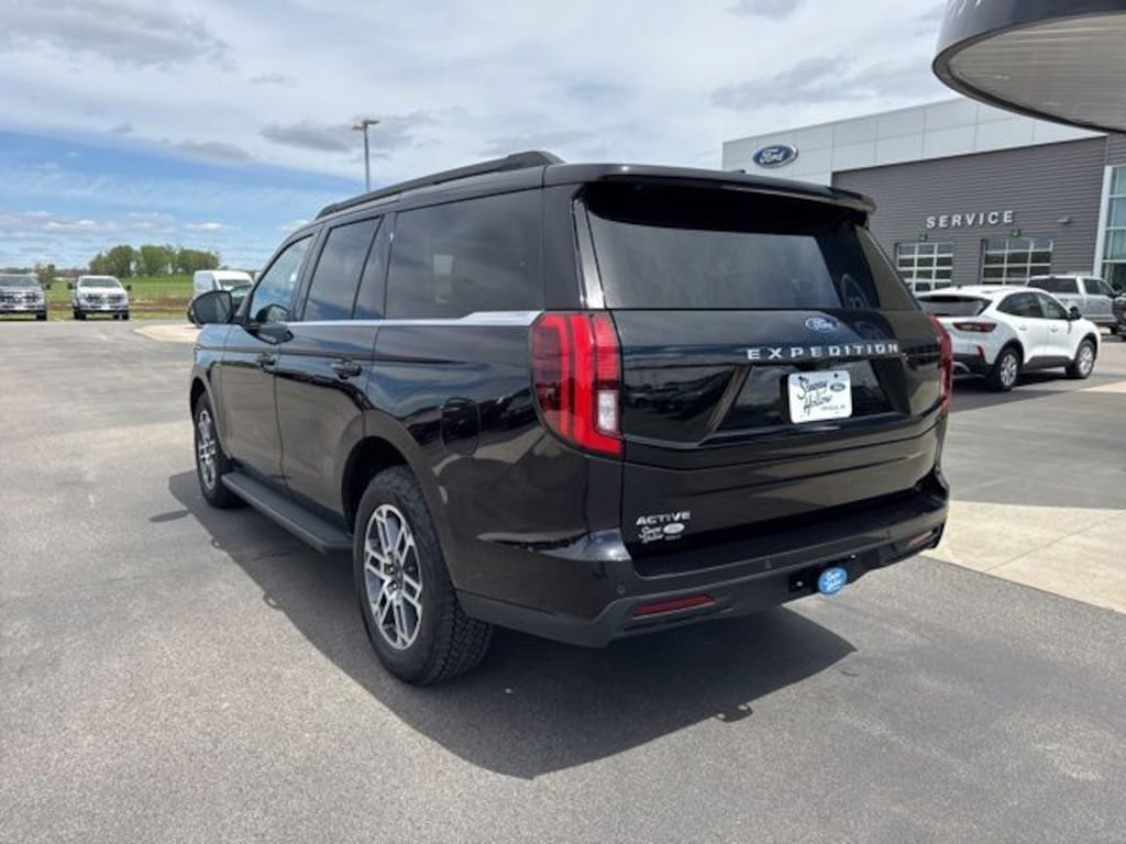 Used 2025 Ford Expedition Active SUV