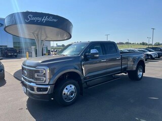 2026 Ford F-450 Lariat Truck