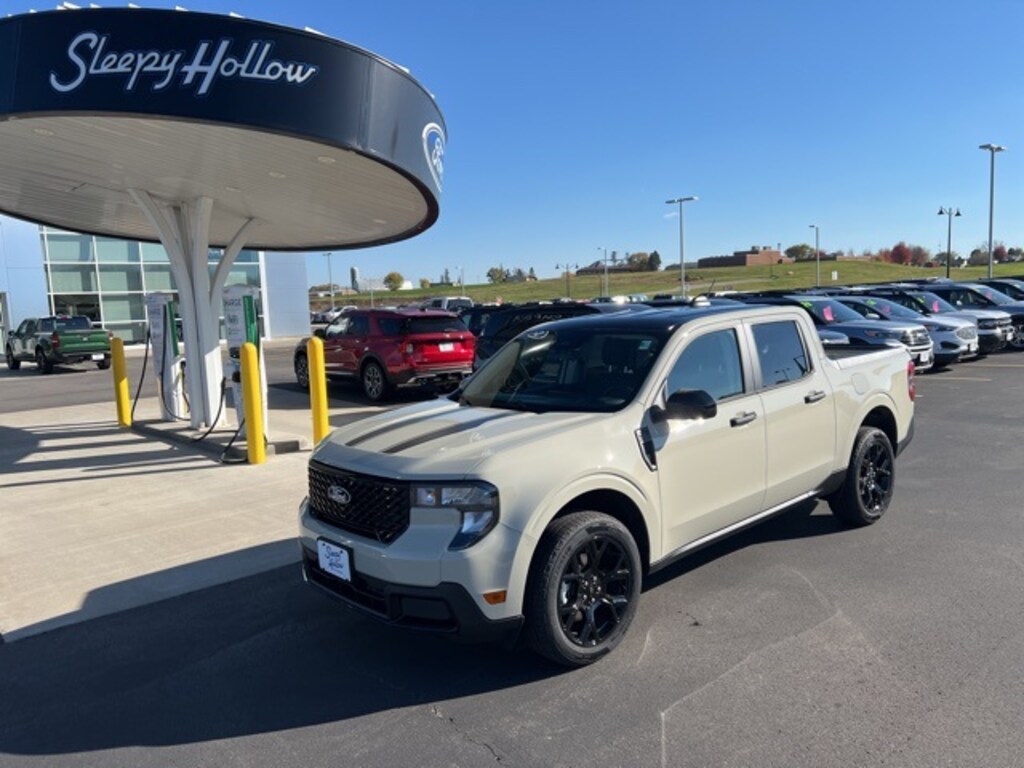 New 2025 Ford Maverick XLT Truck