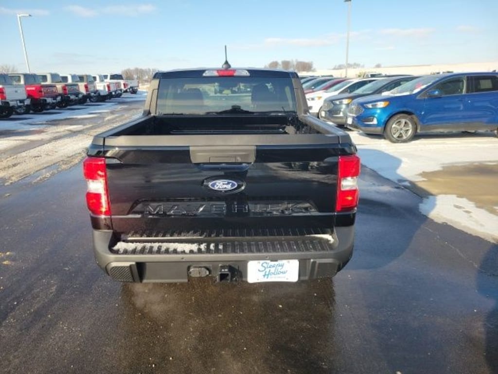 New 2025 Ford Maverick XLT Truck