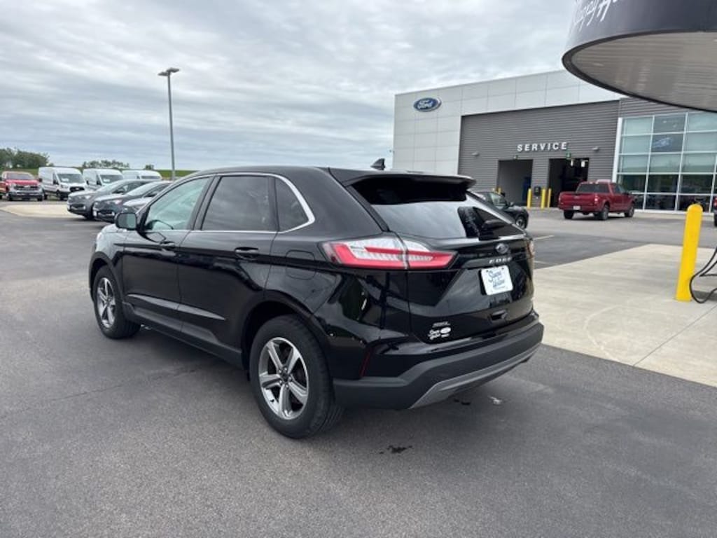 Used 2024 Ford Edge SEL SUV