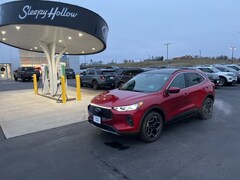 2026 Ford Escape Platinum SUV