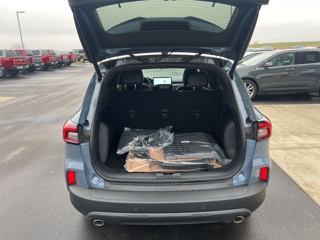 2026 Ford Escape ST-Line - Photo 14
