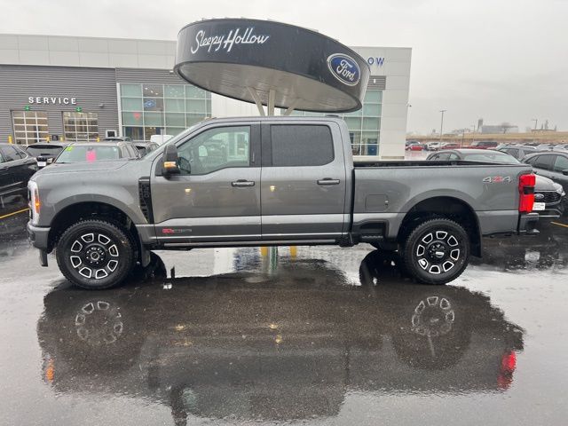 2026 Ford F-350 Super Duty Platinum - Photo 8