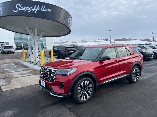 2026 Ford Explorer Platinum's photo