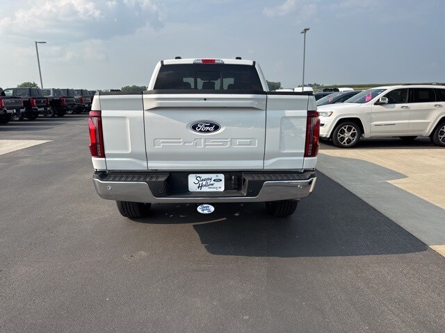 2025 Ford F-150 Lariat photo 3