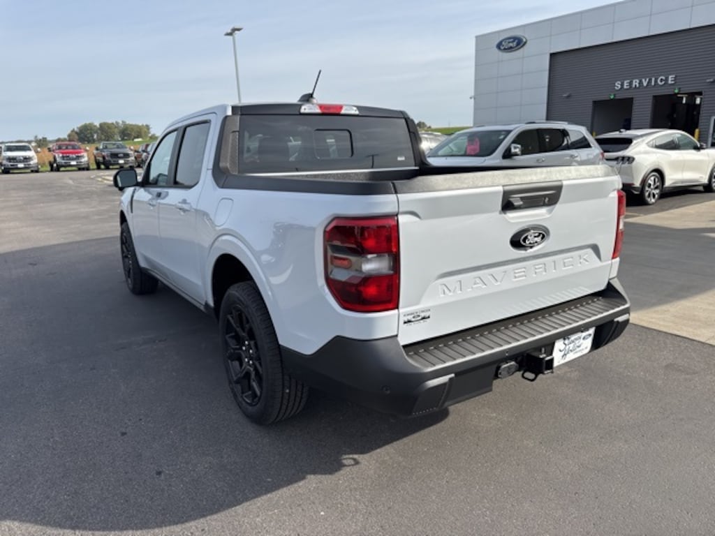 New 2025 Ford Maverick Lariat Truck