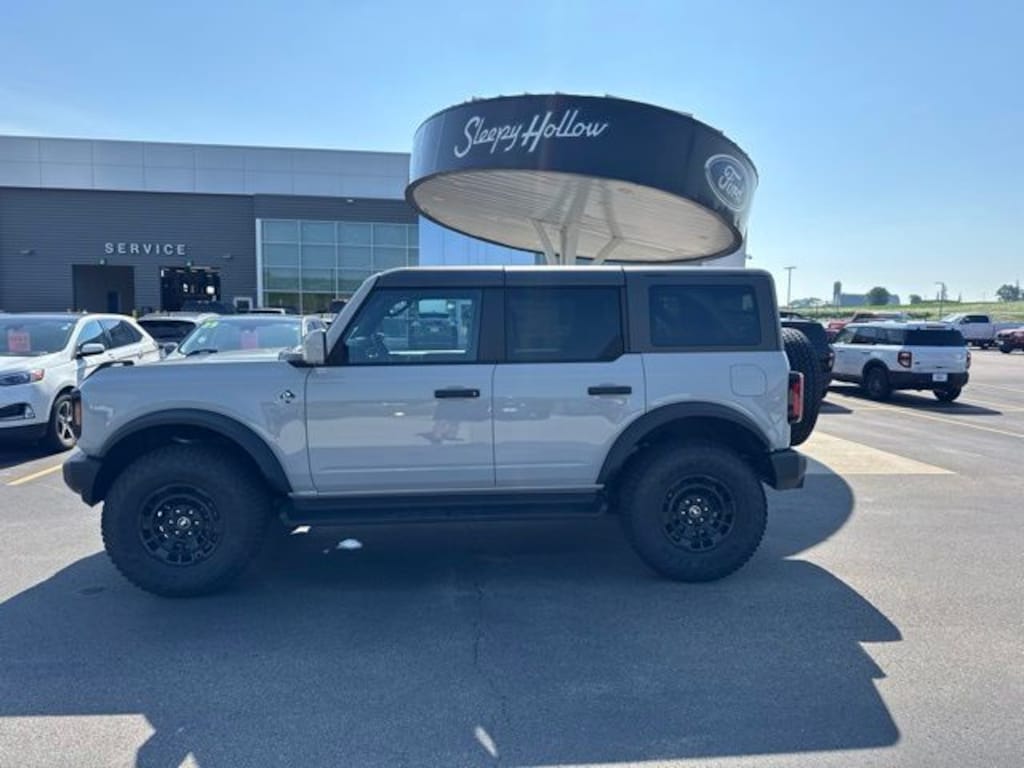 New 2026 Ford Bronco Outer Banks SUV