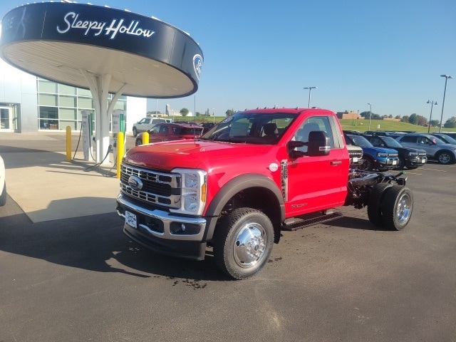 2026 Ford F-550 Super Duty Chassis Cab XL's photo