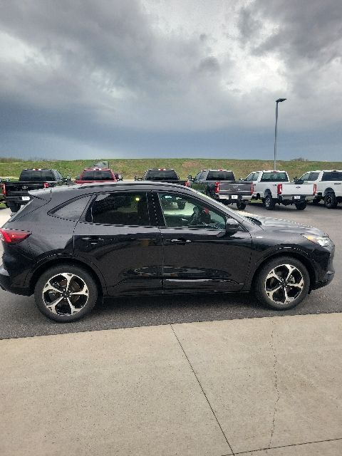 2023 Ford Escape ST-Line Select - Photo 6