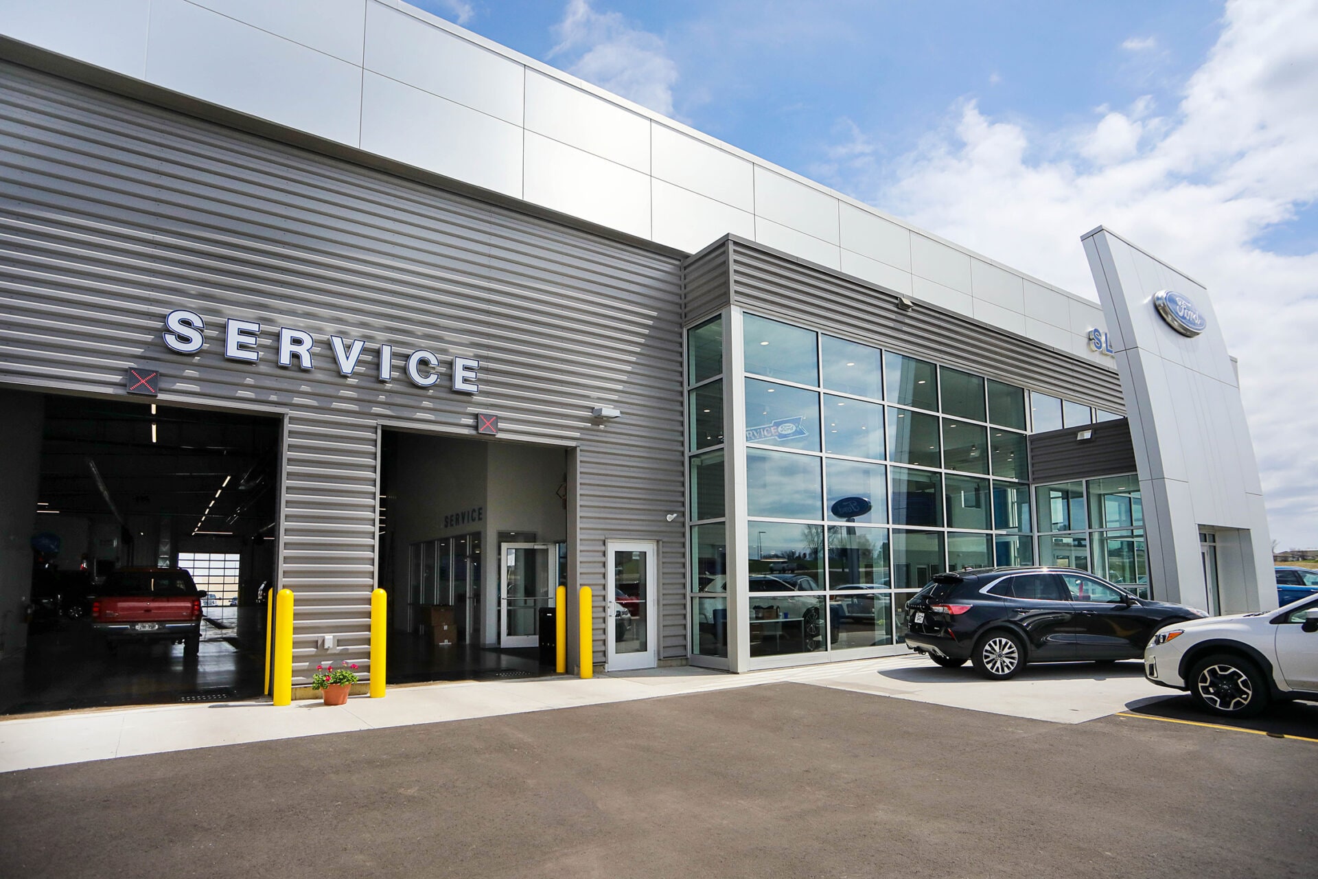 Sleepy Hollow Ford service drive exterior