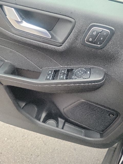2023 Ford Escape ST-Line Select - Photo 14