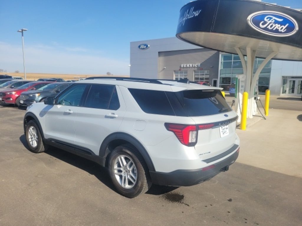 New 2026 Ford Explorer Active SUV