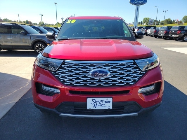 Used 2020 Ford Explorer Platinum with VIN 1FM5K8HC2LGC81321 for sale in Viroqua, WI