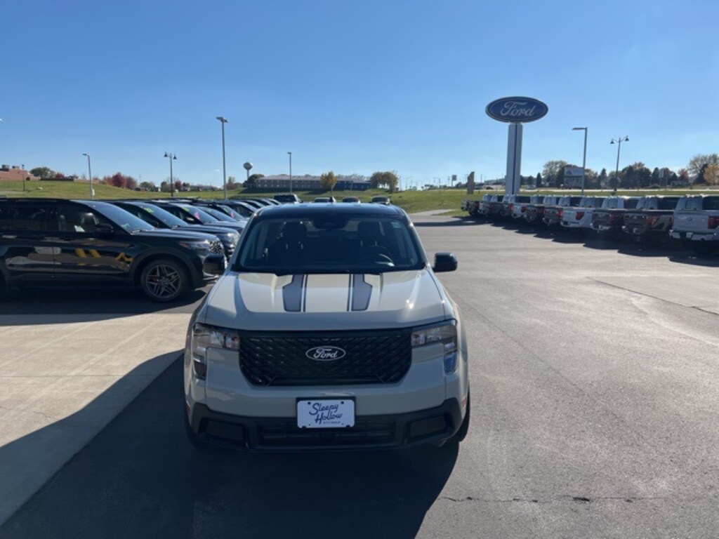 New 2025 Ford Maverick XLT Truck