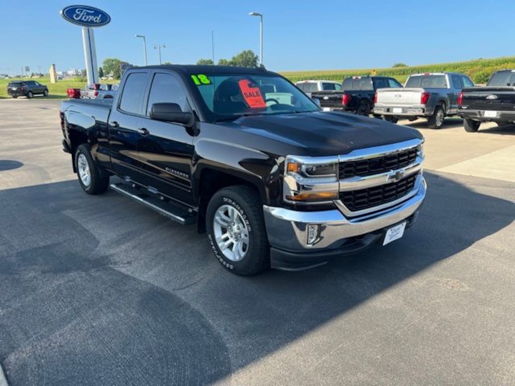 Used 2018 Chevrolet Silverado 1500 LT Truck