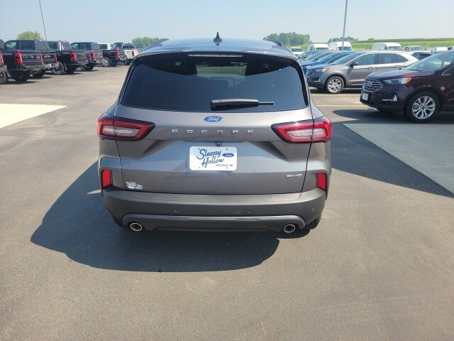 2025 Ford Escape ST-Line photo 3