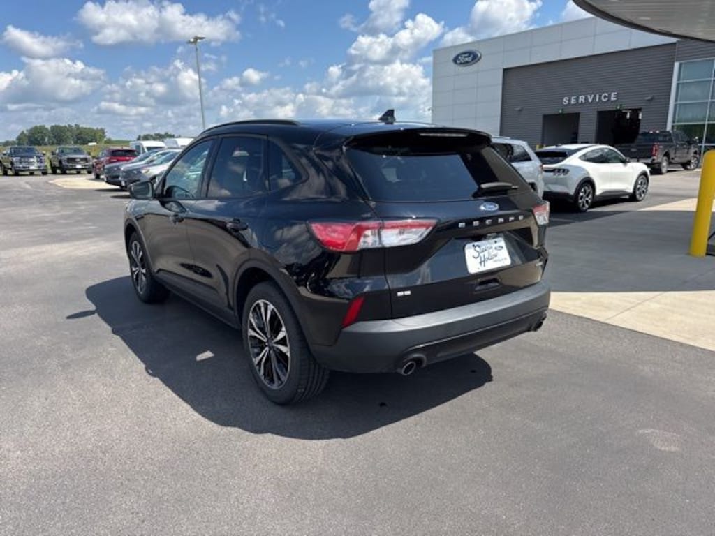 Used 2022 Ford Escape SE SUV