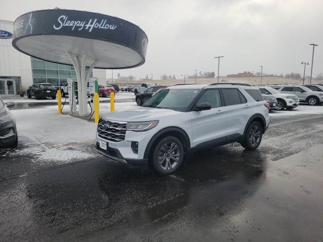 2026 Ford Explorer Active's photo