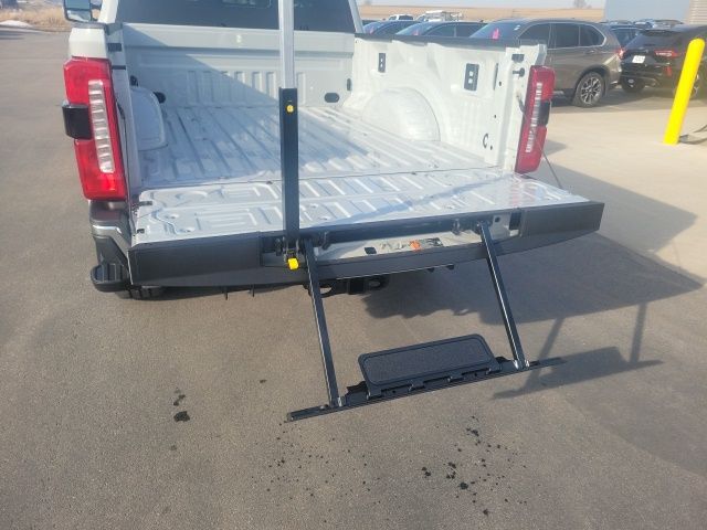 2026 Ford F-350 Super Duty Lariat - Photo 13