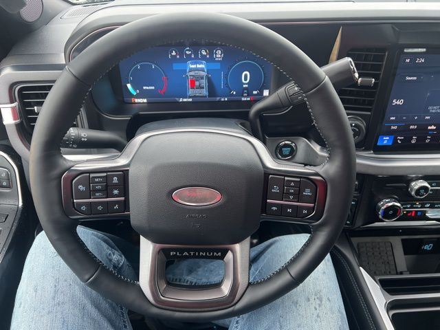 2026 Ford F-350 Super Duty Platinum - Photo 17
