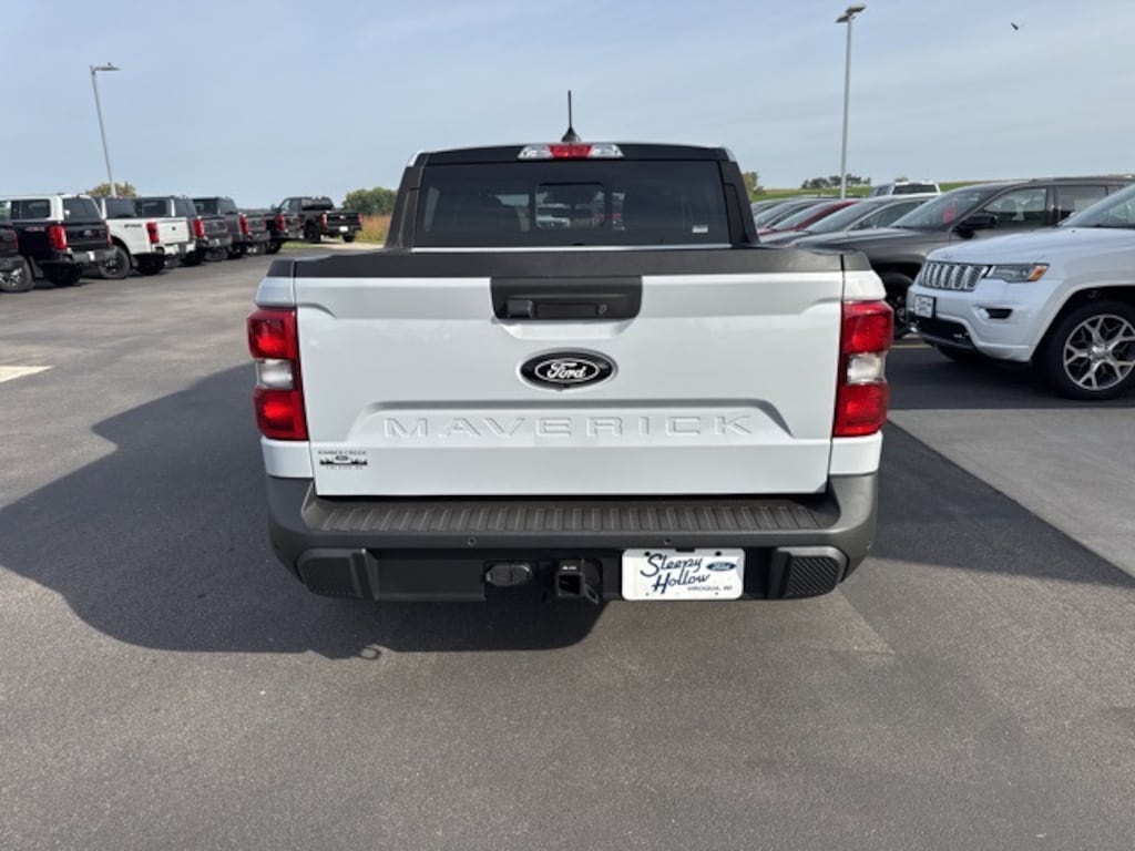 New 2025 Ford Maverick Lariat Truck