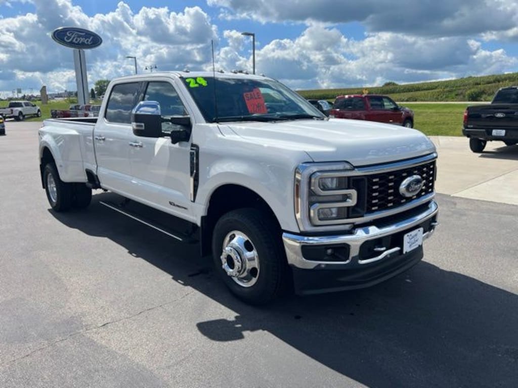 Used 2024 Ford F-350 Lariat Truck