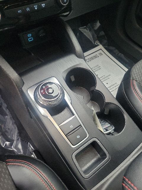 2023 Ford Escape ST-Line Select - Photo 12