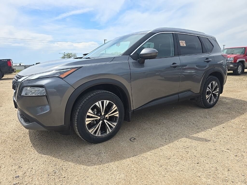 Used 2023 Nissan Rogue SV