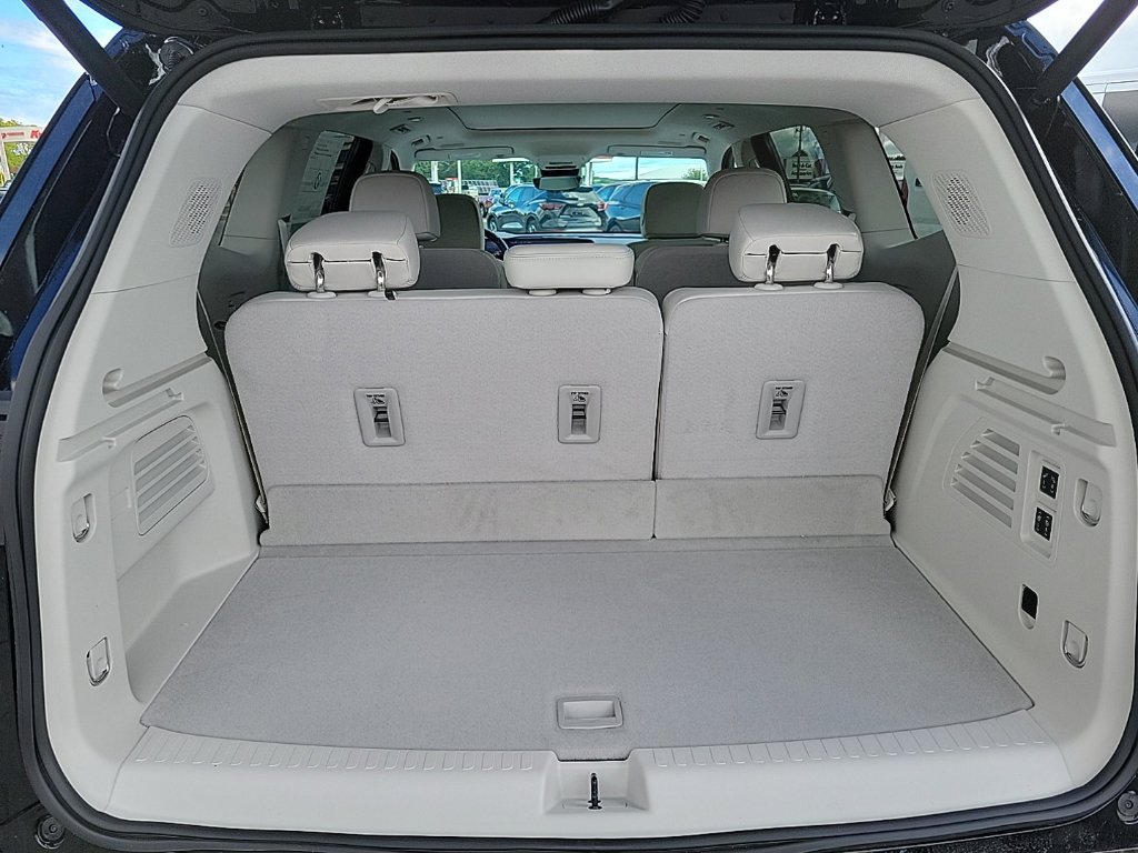 2026 Buick Enclave Avenir - Photo 8