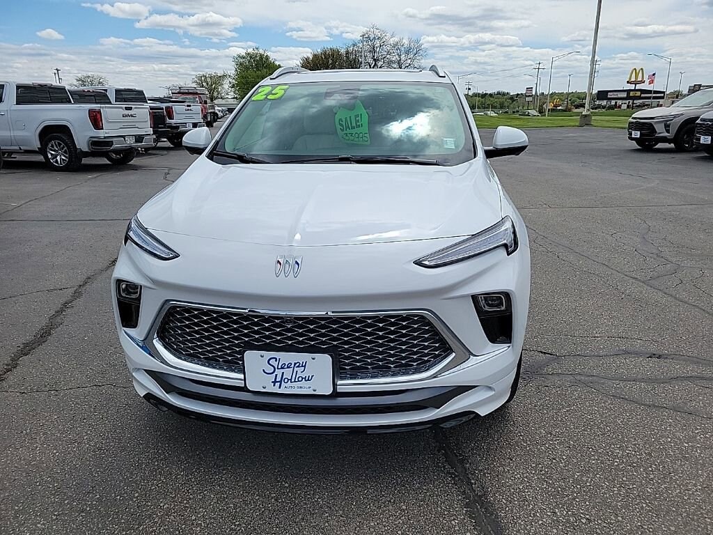 Used 2025 Buick Encore GX Avenir SUV