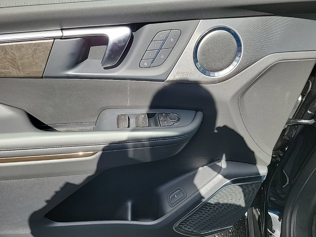 2026 Buick Enclave Avenir - Photo 12
