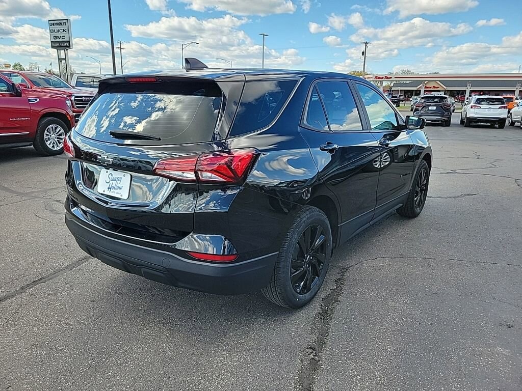 Used 2024 Chevrolet Equinox LS SUV