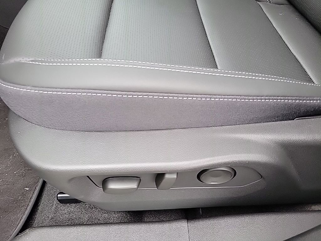 2026 Buick Envision Preferred - Photo 13