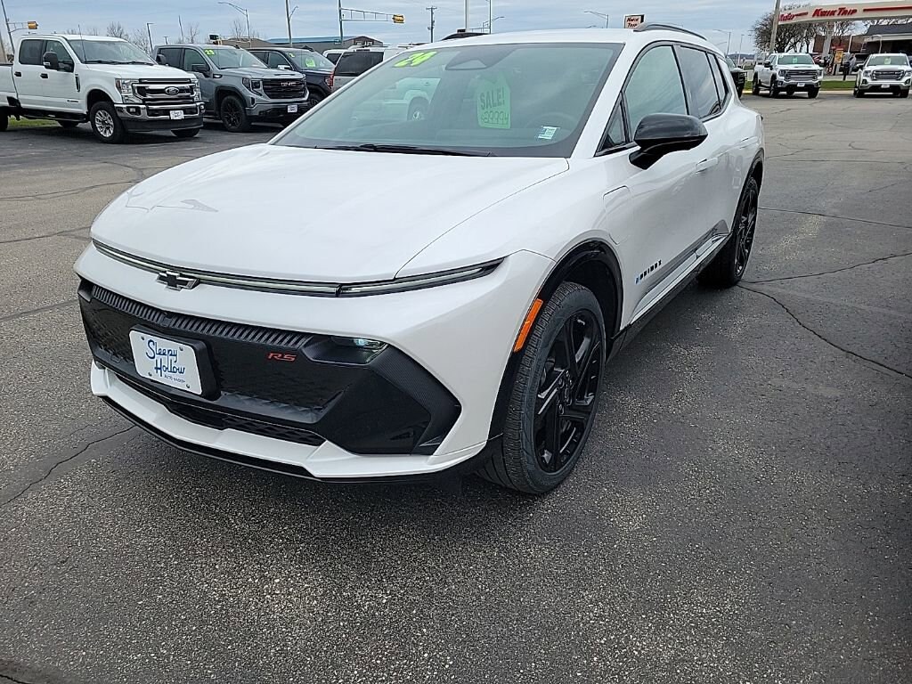 Used 2024 Chevrolet Equinox EV 2RS SUV