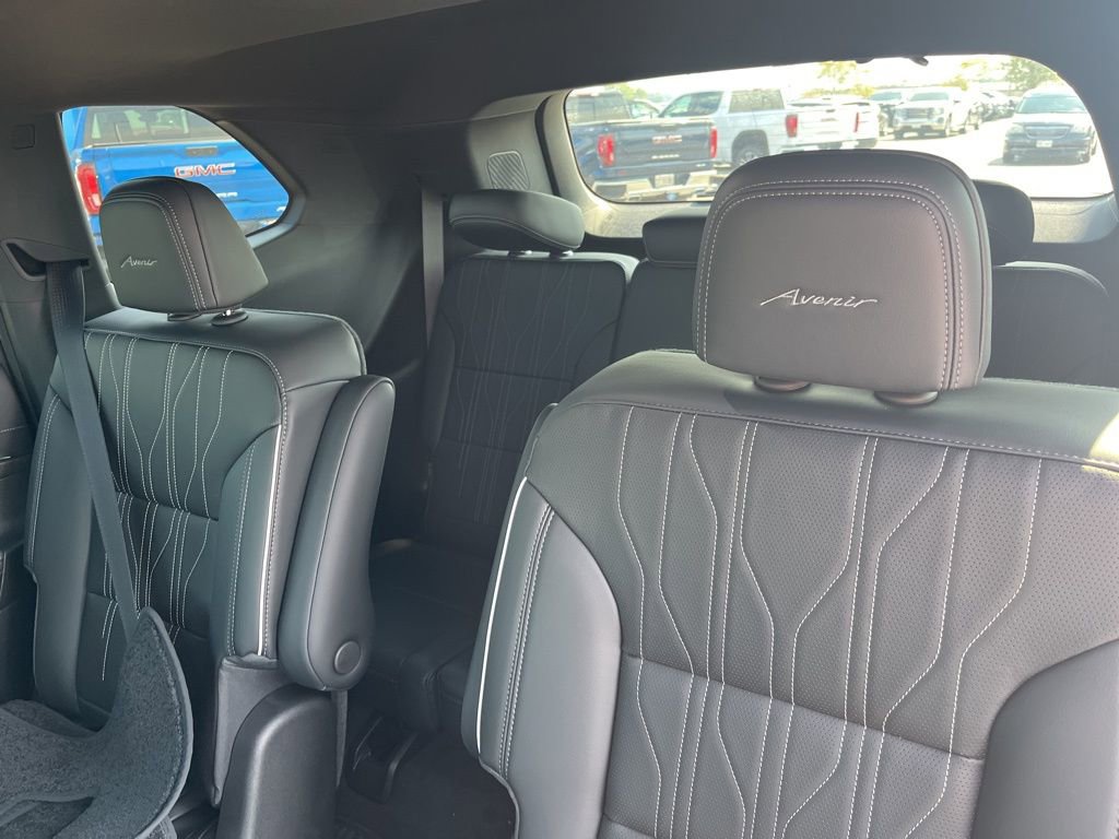 2026 Buick Enclave Avenir - Photo 16