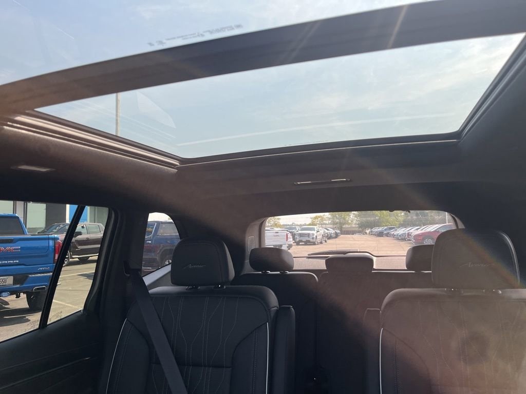 2026 Buick Enclave Avenir - Photo 25