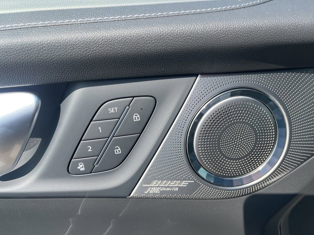 2026 Buick Enclave Avenir - Photo 14