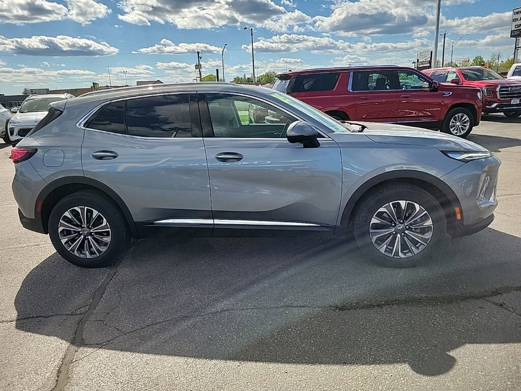Used 2025 Buick Envision Preferred SUV