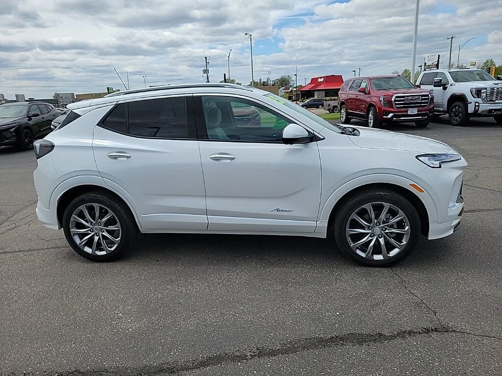 Used 2025 Buick Encore GX Avenir SUV