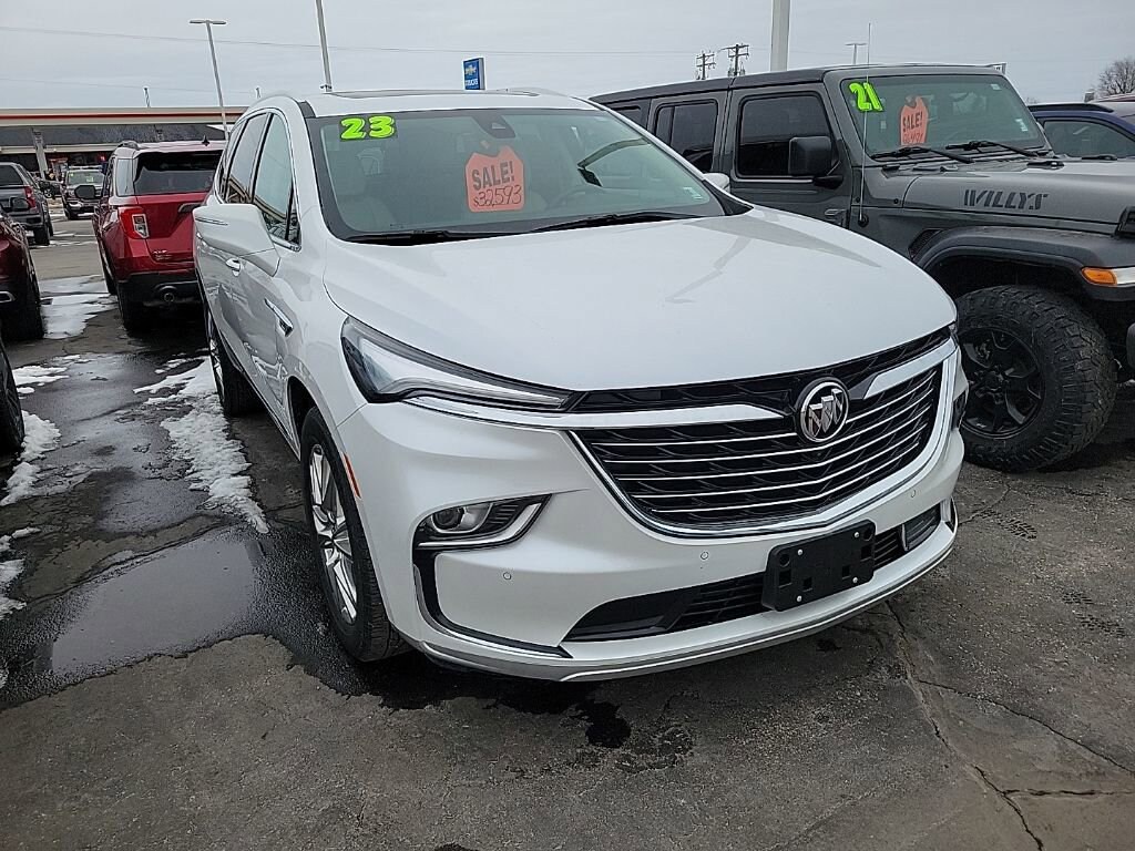Used 2023 Buick Enclave Essence SUV