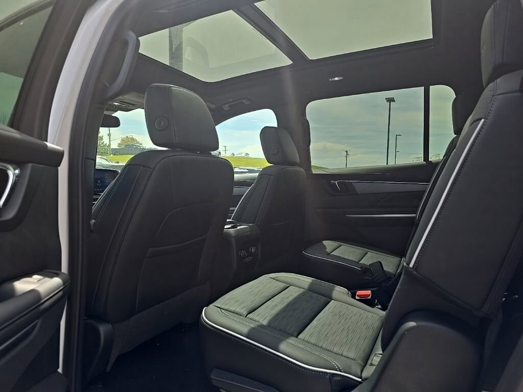 Used 2025 Buick Enclave Sport Touring SUV