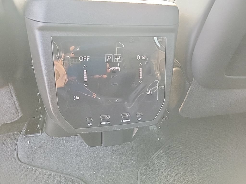 2026 GMC Yukon XL AT4 Ultimate - Photo 12