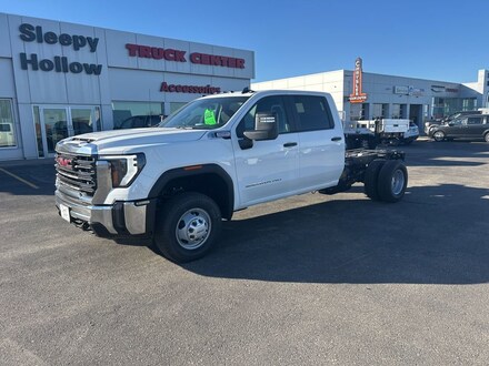 2026 GMC Sierra 3500 HD Chassis Cab Pro Truck