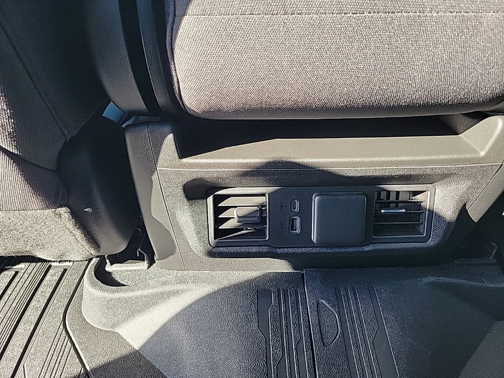 2026 GMC Sierra 3500HD SLE - Photo 9