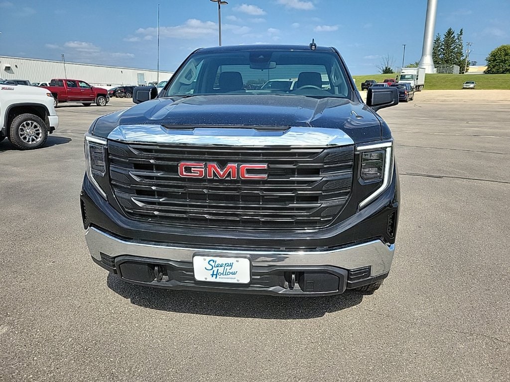 2026 GMC Sierra 1500 Pro - Photo 2