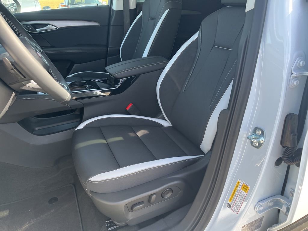 2026 Buick Envision Sport Touring - Photo 11