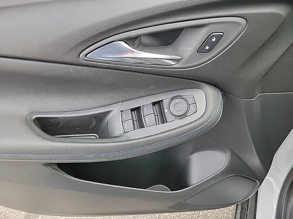 2026 Buick Encore GX Sport Touring - Photo 9